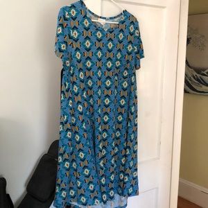 Size large Aztec print Carly dress